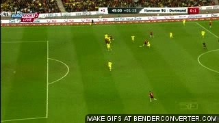 Liều mình cứu Chúa, sao Dortmund va ... chỗ hiểm vào cột dọc