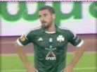 Pha đốt đền bi hài của cầu thủ Panathinaikos