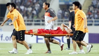 Cận cảnh chấn thương của Công Vinh