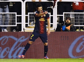 David Villa lên tiếng, lập lại trật tự của trận đấu