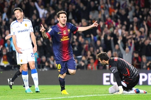 Lionel Messi gia tăng cách biệt