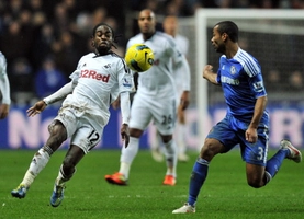 Pablo Hernandez mang về trận hoà xứng đáng cho Swansea