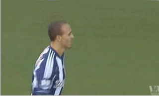 Odemwingie lại gieo sầu cho The Blues