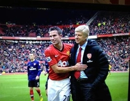 Khoảnh khắc tuyệt đẹp của trận tử chiến Man Utd - Arsenal