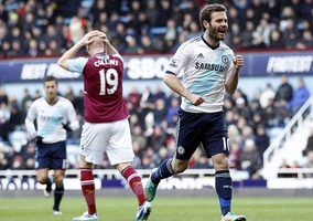 Maiga ấn định tỷ số từ sai lầm của Cole