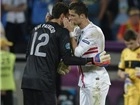Cristiano Ronaldo đã thầm thì những gì với đồng đội Rui Patricio trước loạt đấu súng
