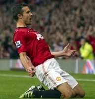 Van Persie lại ghi bàn cho Man Utd