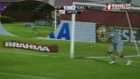 Con dao hai lưỡi Panenka: Đã không vào lại còn bị trêu ngươi