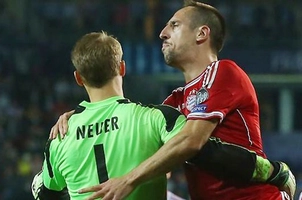 Màn biểu diễn đáng kinh ngạc của Ribery và Neuer