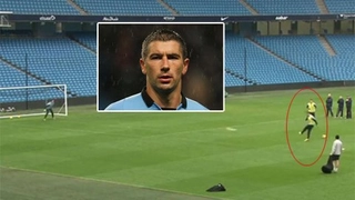 Kolarov bắn đại bác trên sân tập