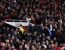 Người hâm mộ Man Utd bỏ về trước khi hết giờ