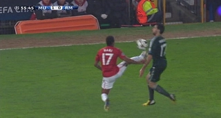 Chính trọng tài chứ không phải Ronaldo đã bóp nát giấc mơ của Man Utd