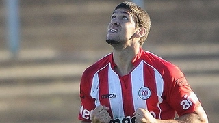 Ghi bàn sau khi đi bóng qua 7 cầu thủ đối phương