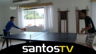 Neymar chơi bóng bàn khéo như đá bóng