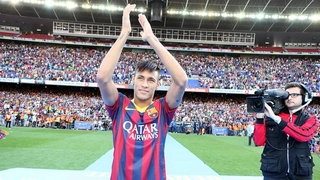 Neymar diễn kỹ thuật ngày ra mắt Barca