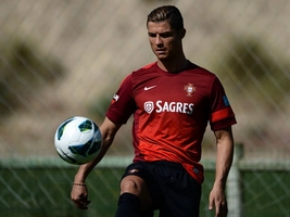 Gà xử lý bóng ấn tượng không kém Ronaldo