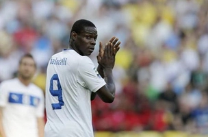 Pha kiến tạo tuyệt đỉnh của Balotelli
