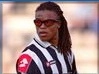 Pha dứt điểm điệu đà của lão tướng Edgar Davids
