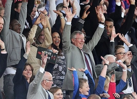 Sir Alex cổ vũ cuồng nhiệt cho học trò cũ