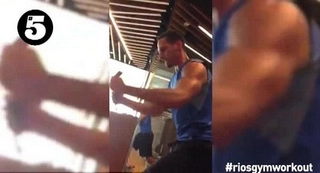 Muốn cơ bắp cuồn cuộn, cứ học Rio Ferdinand