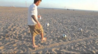 Tài sút bóng không thể tin được của Becks