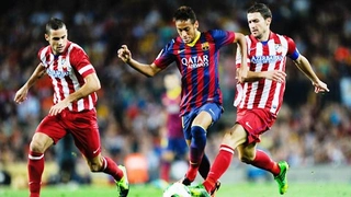 Neymar bị MC xinh đẹp làm bẽ mặt trên sân khấu