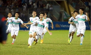 Phát sốt với ca khúc Chắc ai đó sẽ về phiên bản bóng đá