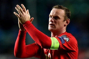 Năm bàn thắng đáng nhớ nhất của Rooney trong màu áo tuyển Anh