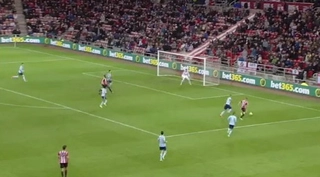 Những tình huống hài hước vòng 16 Premier League 2014-2015