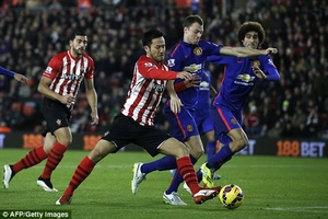 Video bàn thắng: Southampton 1-2 M.U (Vòng 15 Premier League)