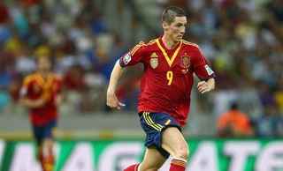 Pha bỏ lỡ khó tin của Fernando Torres