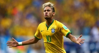 Neymar ghi siêu phẩm sút phạt trước đại chiến với Chile