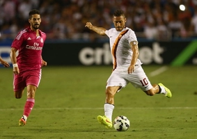 Real Madrid 0-1 AS Roma: Hoàng tử xuất sắc bắn hạ kền kền