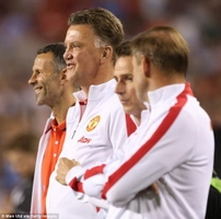 Cơn thịnh nộ của Louis van Gaal lên đầu trọng tài