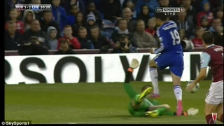 Nỗi oan khuất của kịch sĩ Diego Costa trong ngày ra mắt Chelsea