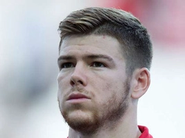 Tân binh Liverpool nức nở trong ngày chia tay CLB cũ