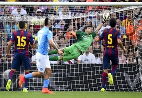 Thủ thành tân binh mắc sai lầm, Barcelona phiên bản Enrique thua đau 0-1