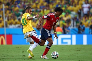 Siêu sao Neymar lập siêu phẩm trong ngày HLV Dunga tái xuất ở ĐT Brazil