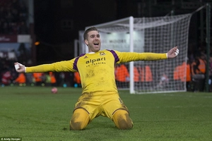 Video bàn thắng: West Ham 2-2 Everton (pen: 9-8, đá lại vòng 3 cúp FA 2014-2015)