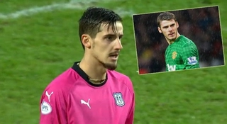 Thủ môn hot hơn cả De Gea