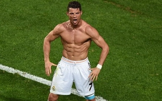 10 bàn thắng đẹp nhất của Cristiano Ronaldo trong năm 2014