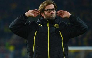 Những pha ăn mừng độc đáo của HLV Jurgen Klopp