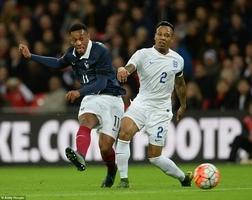 Màn trình diễn của sao trẻ Martial ở trận Anh 2-0 Pháp