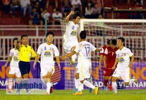 Messi Việt Nam Công Phượng và hai pha solo để đời