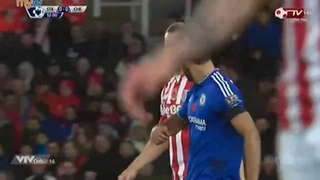 Quái thú Diego Costa lại giở trò: Chê đối thủ... viêm cánh