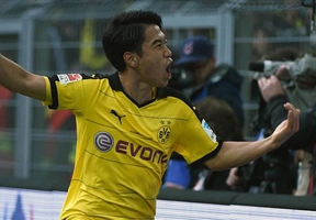 Video clip bàn thắng: Dortmund 3-2 Schalke (Vòng 12 Bundesliga 2015/16)