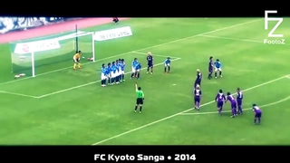 Những pha dàn xếp đá phạt độc đáo không thể tin nổi