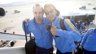 Hàng nghìn fan Nhật Bản chào đón dàn sao Barca