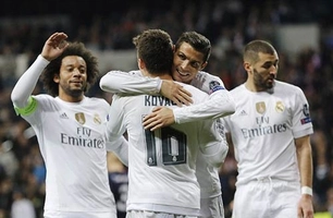 Màn trình diễn đi vào lịch sử Champions League của Ronaldo ở trận Real 8-0 Malmo