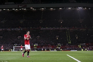 Phát hiện: Không phải lần đầu, Di Maria phải nhận 2 thẻ vàng chỉ trong vòng vài chục giây